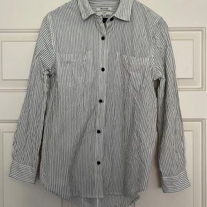 Madewell Classic Button Down size M EUC